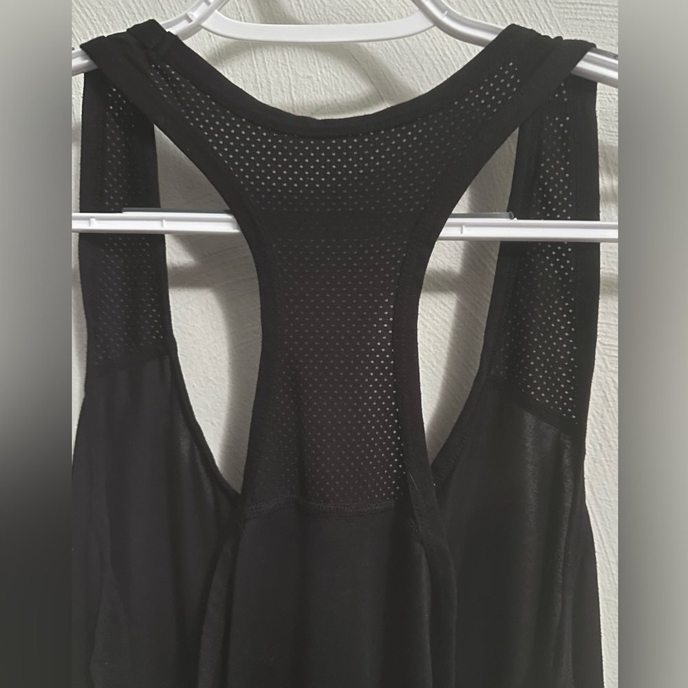 EUC~Xersion Razorback Workout Tank - Picture 4 of 5